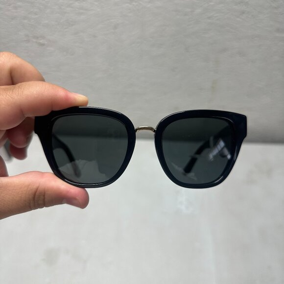 Dolce & Gabbana Sunglasses DG4437 501/87 Black Frame And Lenses - Picture 1 of 6